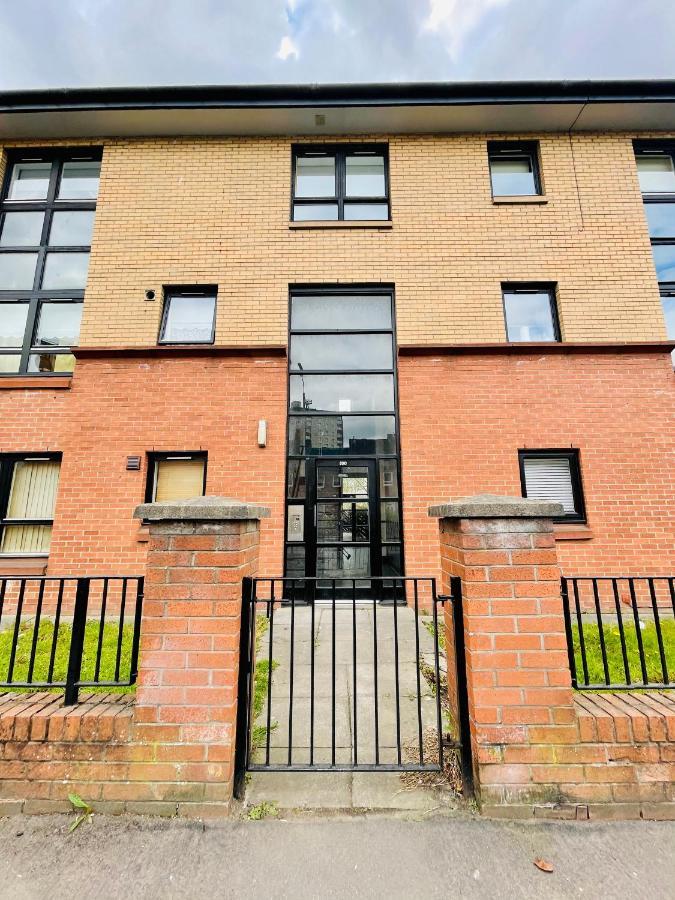 Modern 2 Bed Apartment Near City Centre Glasgow Exterior photo